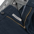 Bermuda Chinos in Comfort Gabardine Leggera - Blu Scuro